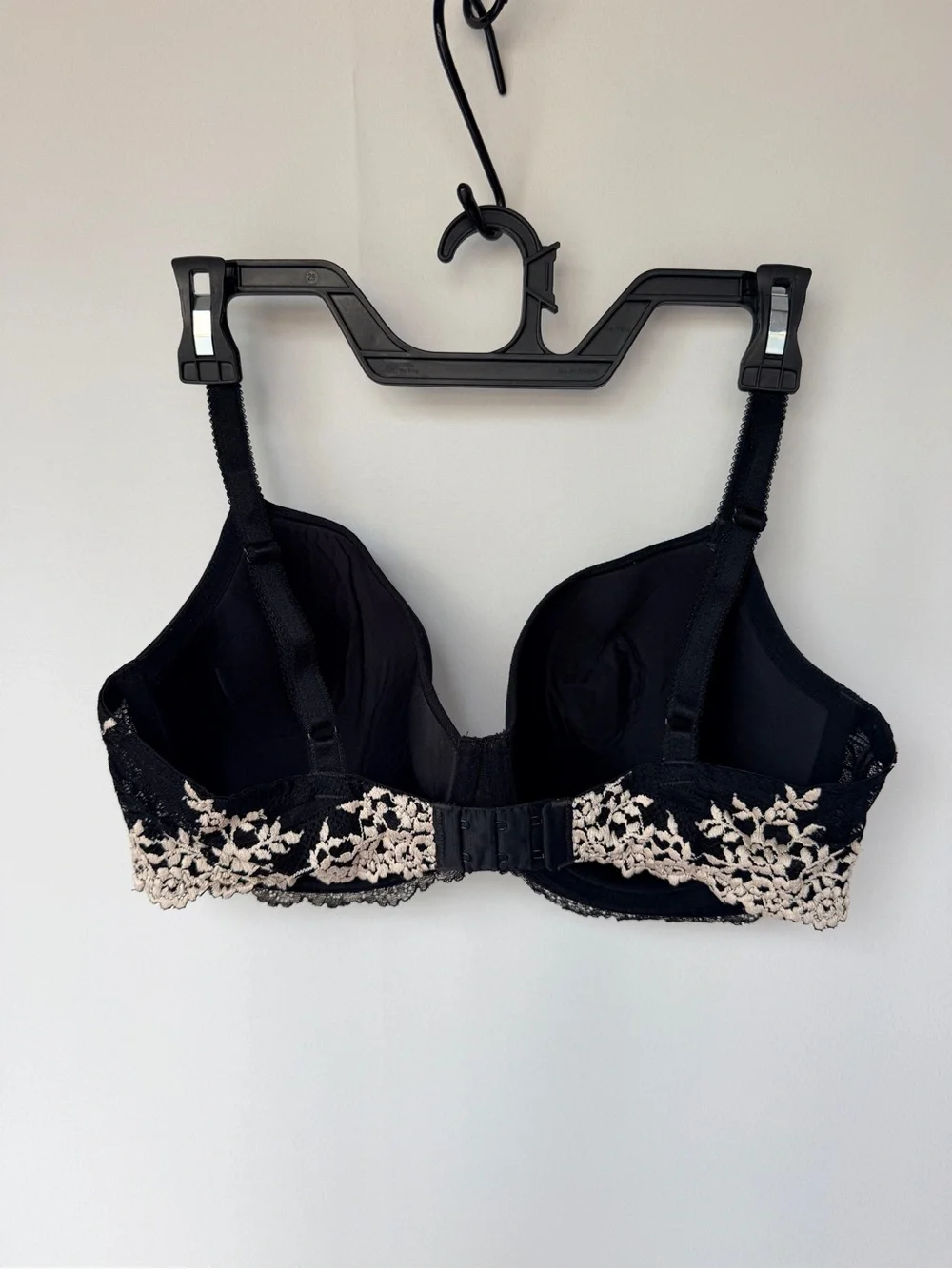 Wacoal Embrace Lace T-Shirt Bra 38DD – Black Underwire Seamless Lace Trim